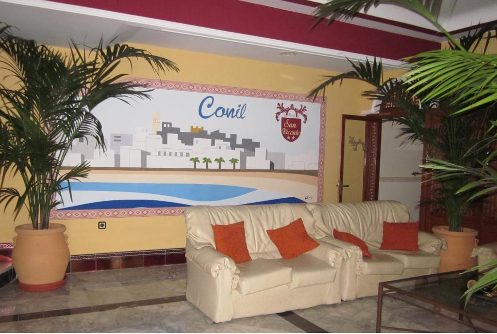 Hotel San Vicente - Centro Playa Кониль-де-ла-Фронтера Экстерьер фото