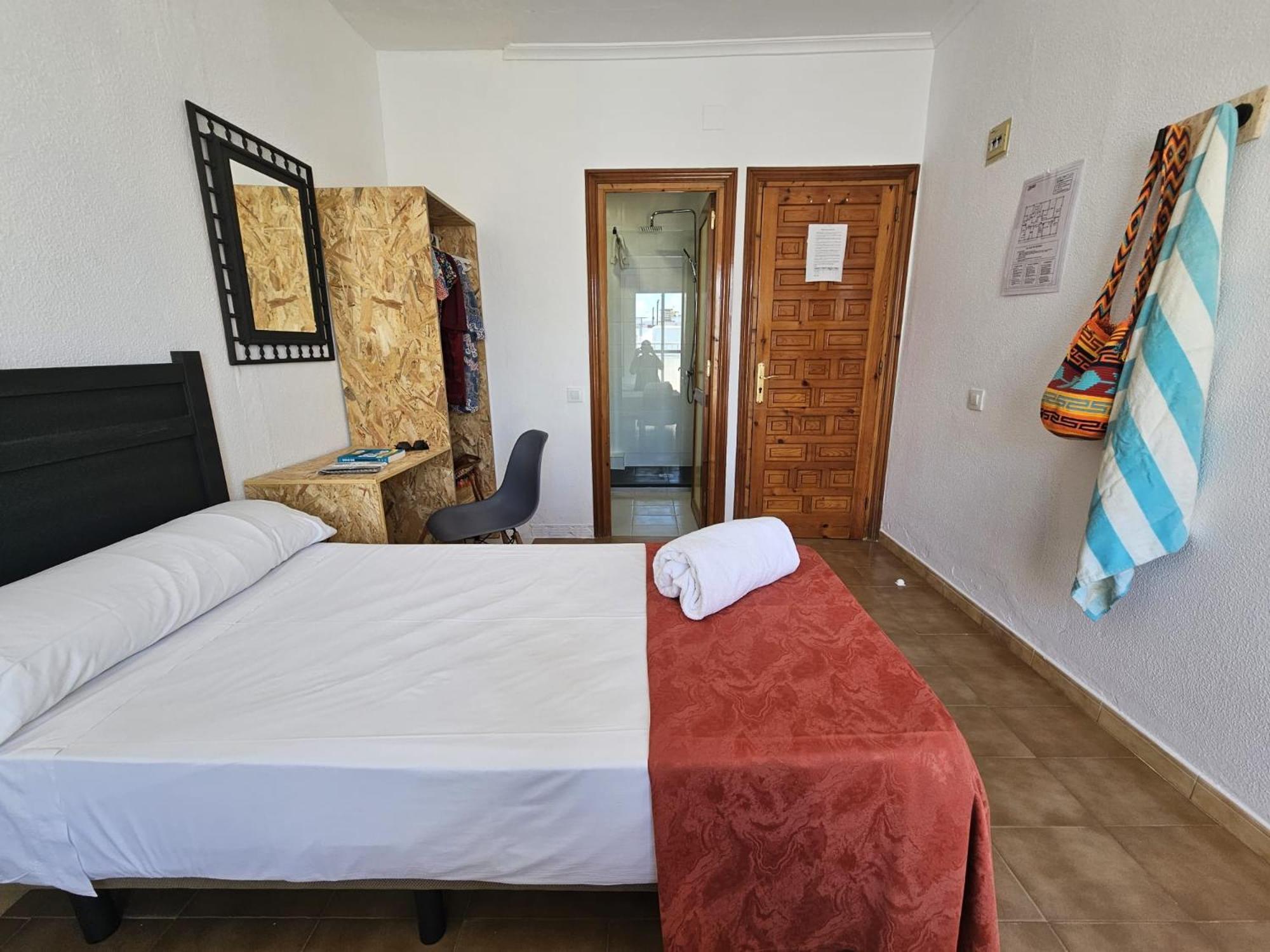 Hotel San Vicente - Centro Playa Кониль-де-ла-Фронтера Экстерьер фото